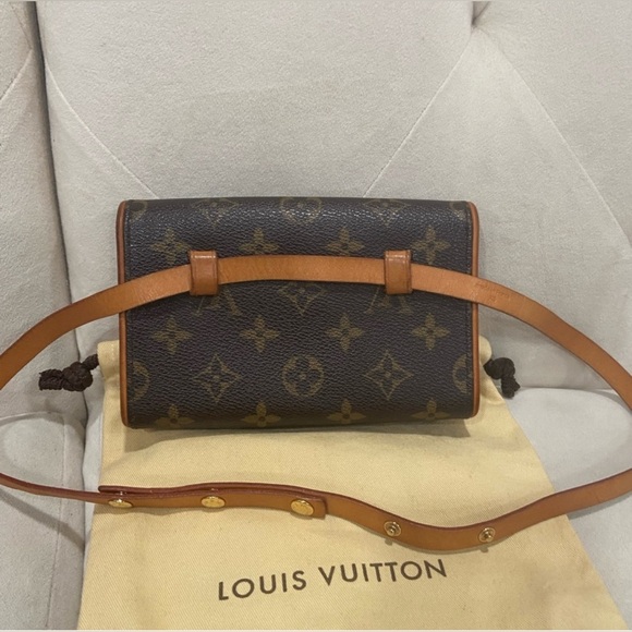 LOUIS VUITTON Brown Monogram Belt Bag & Dust Bag, EUC - Picture 9 of 14